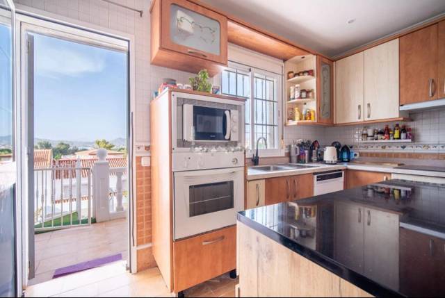 Casa adosada en Venta en Los Almendros - El Limonero - El Tomillar