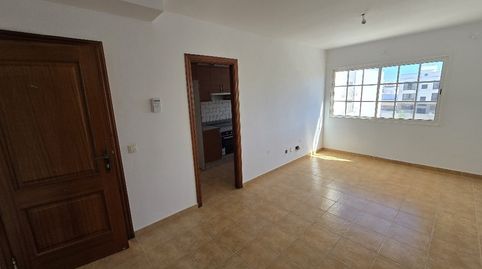 Foto 2 de Piso en venta en C/ Apolo, Centro - La Vega Alta, Arrecife