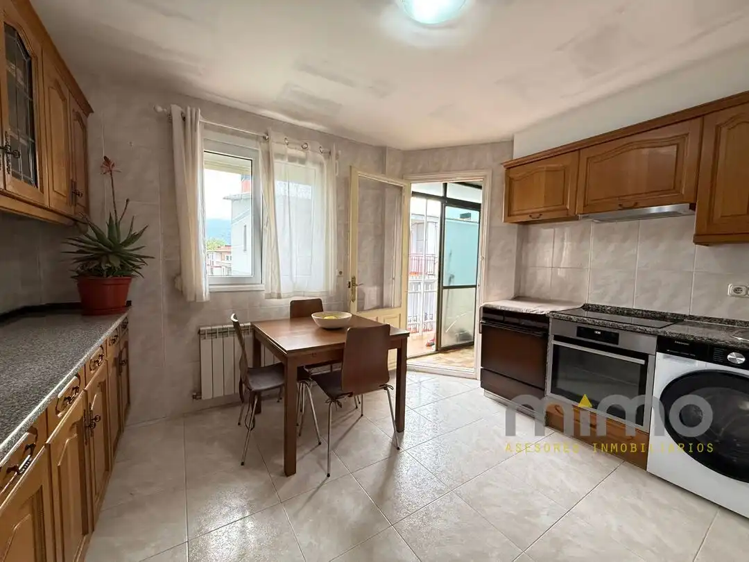 Cocina de Piso en venta en Irun  con Calefacción y Balcón