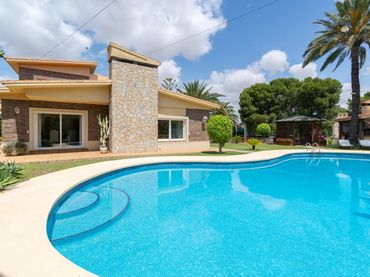 Villa avec piscine à vendre à Paseo Paseo  El Canal