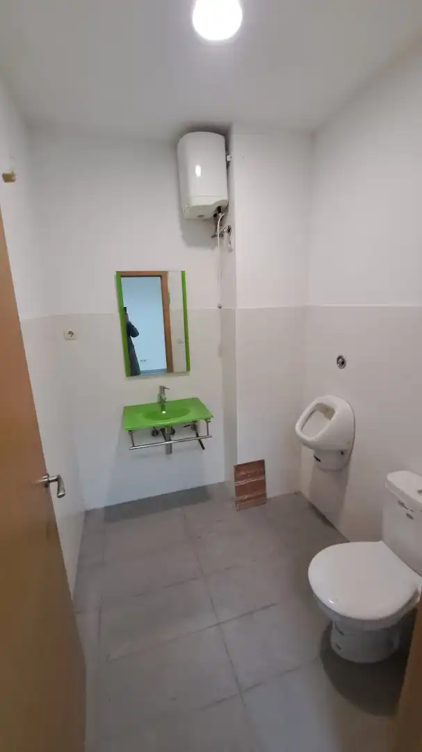 Bany de Local en venda en Bilbao 