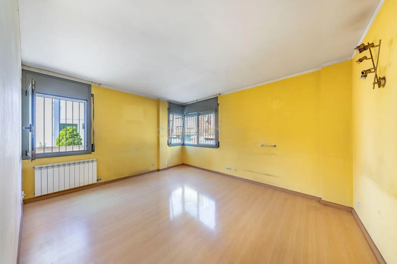 Bedroom of Flat for sale in La Roca del Vallès