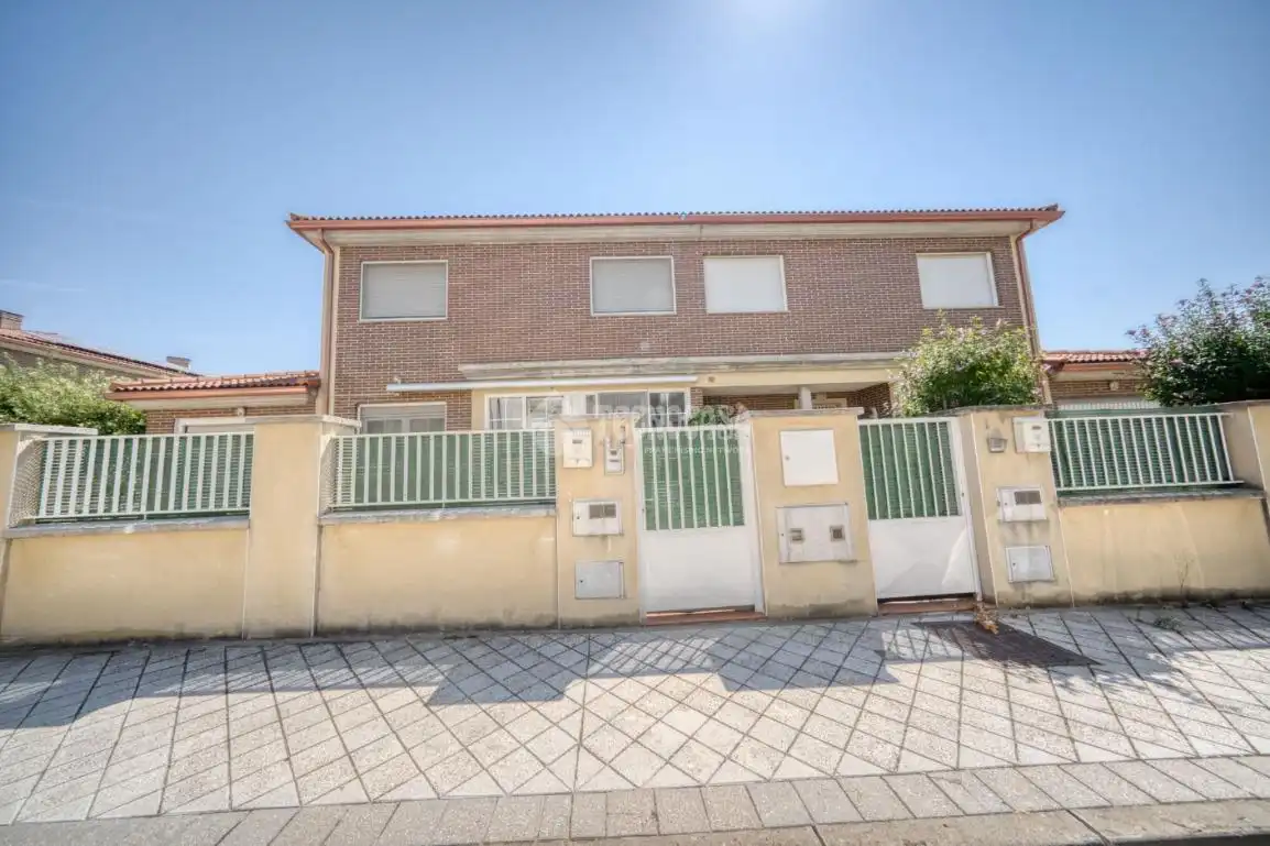 Maison jumelée à vendre à Laguna de Duero