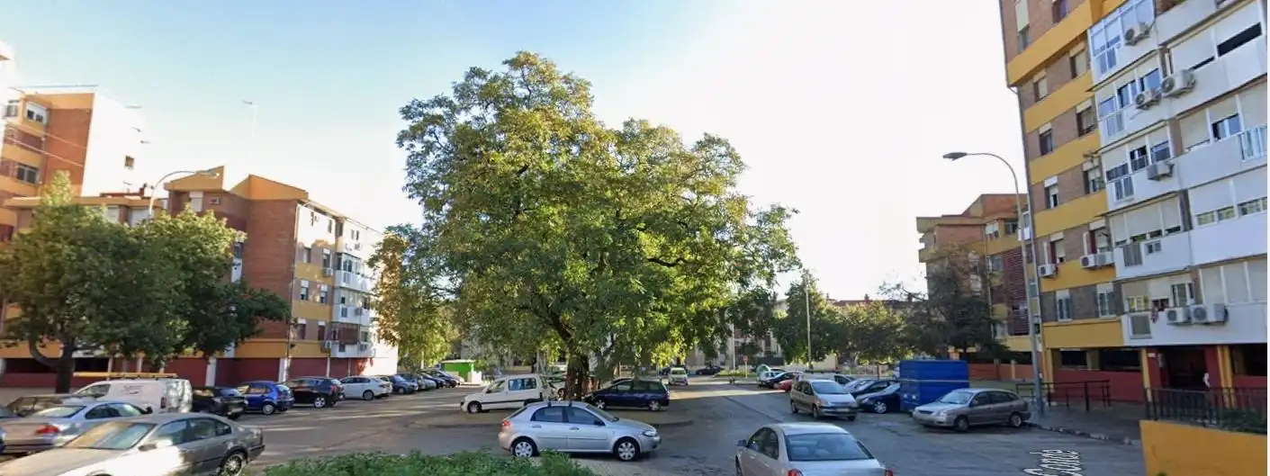 Exterior view of Flat for sale in  Sevilla Capital