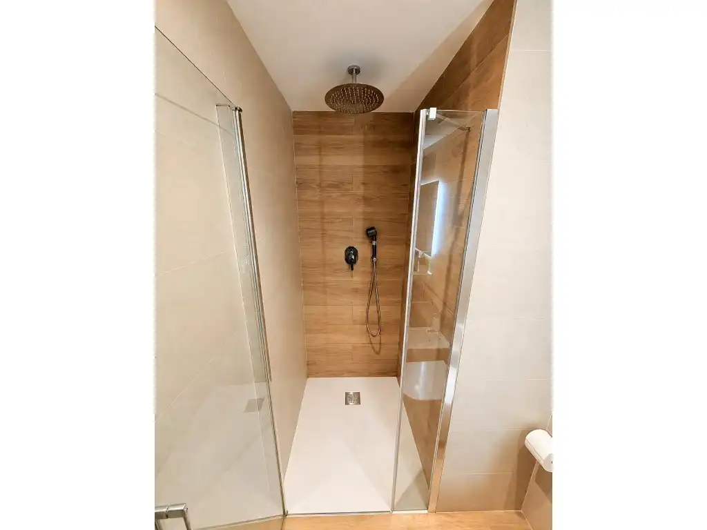 Piso con ascensor en venta en Plaza Austria, imagen 8