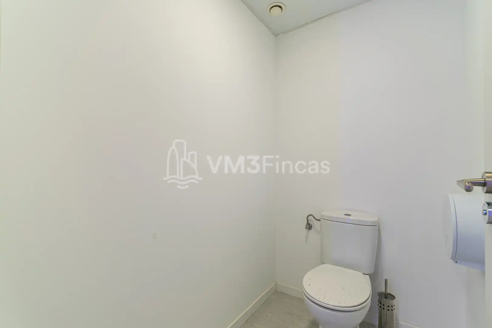 Baño de Oficina de alquiler en Barcelona