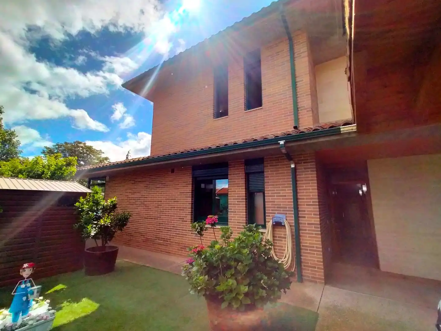 Vista exterior de Casa o chalet en venta en Ollauri con Calefacción, Jardín privado y Terraza