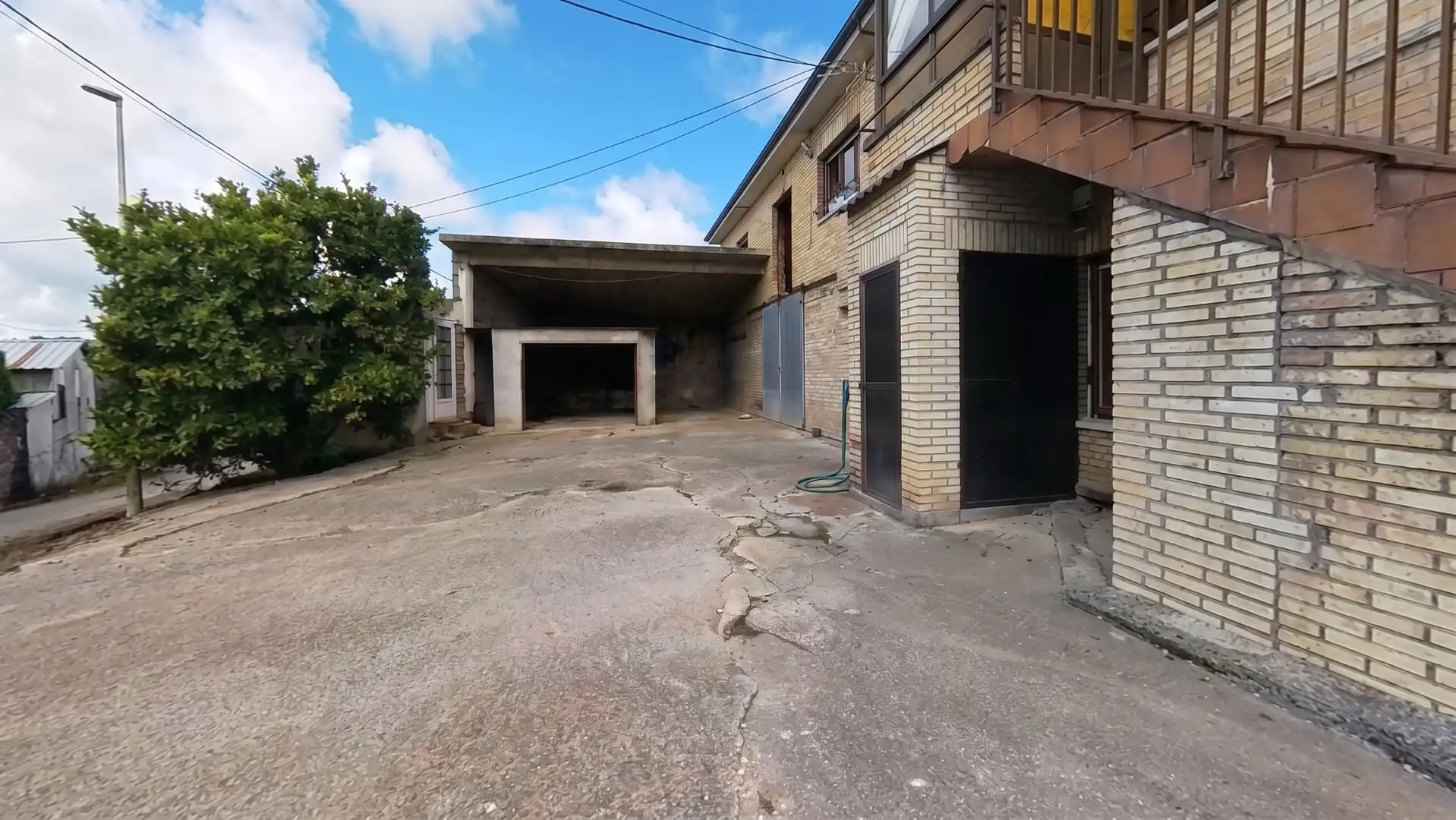 Parking de Casa o chalet en venta en Reocín con Calefacción, Jardín privado y Terraza