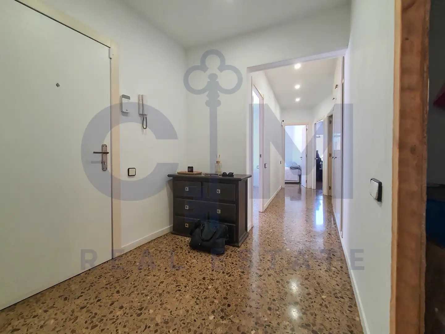 Piso en venta en Terrassa con Aire acondicionado, Calefacción y Terraza