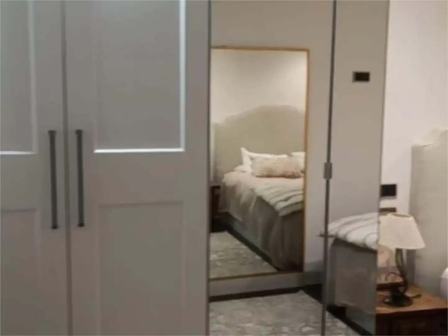 Dormitori de Pis de lloguer en Erandio amb Parquet i Moblat