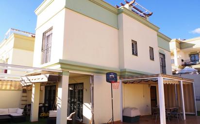 Exterior view of House or chalet for sale in Vélez-Málaga  with Air Conditioner, Terrace and Internet