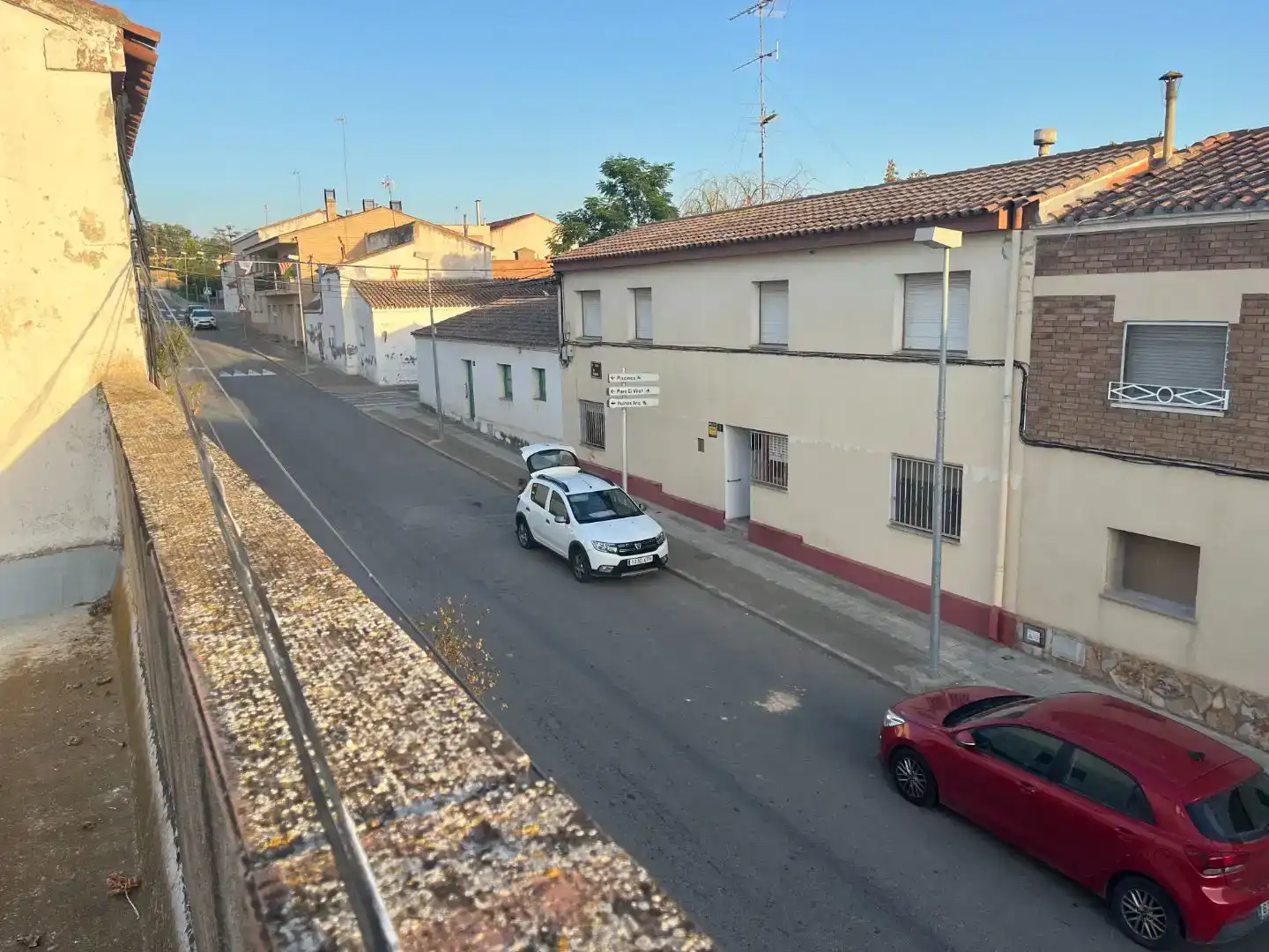 Außenansicht von Maisonette zum Verkauf in Lleida mit Klimaanlage, Abstellraum und Möbliert