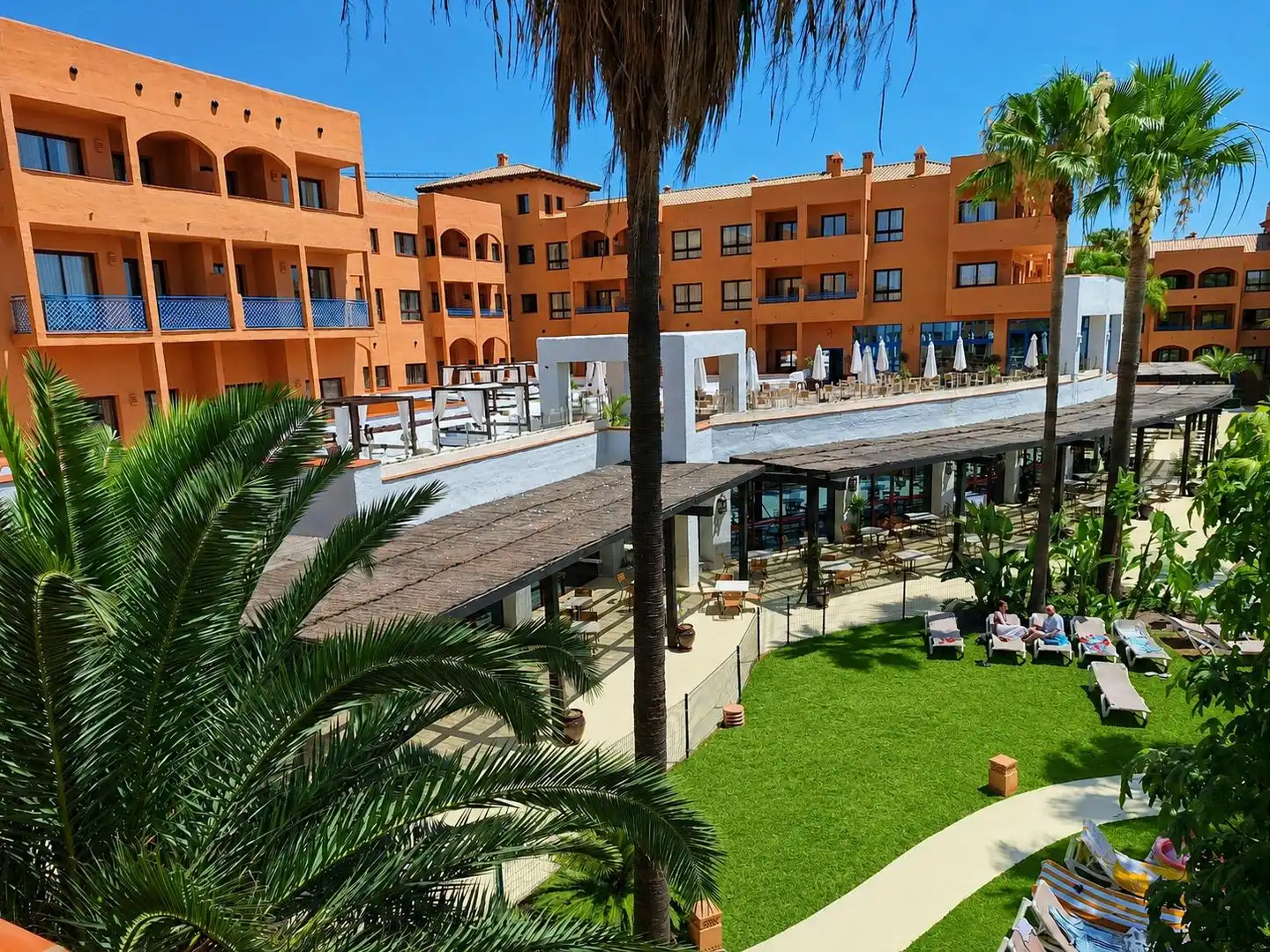Apartament en venda en Estepona amb Aire condicionat, Jardí privat i Terrassa