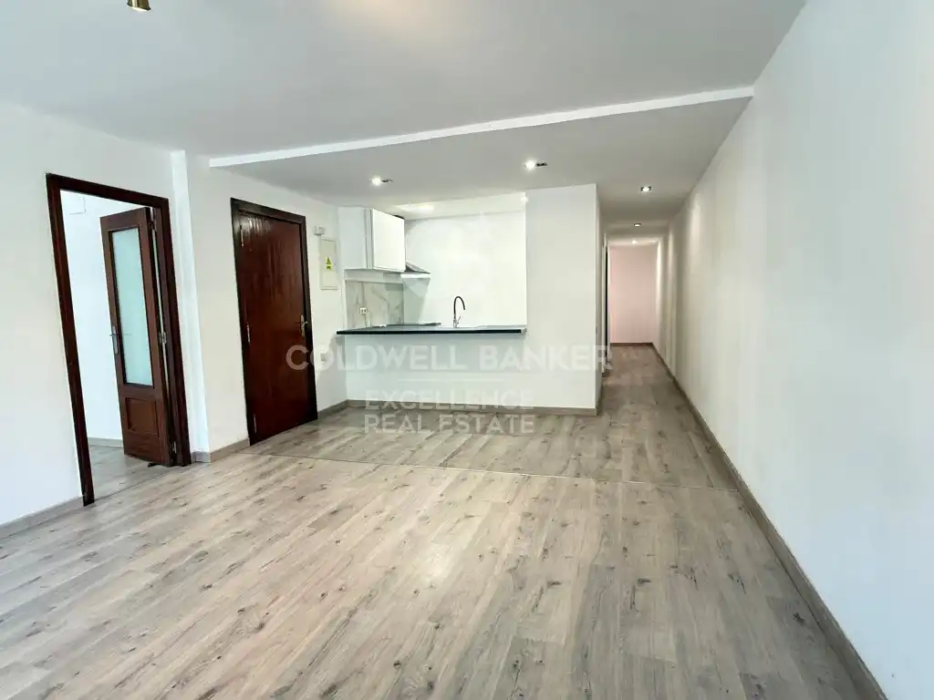Flat for rent in Valencia  with Terrace and Balcony