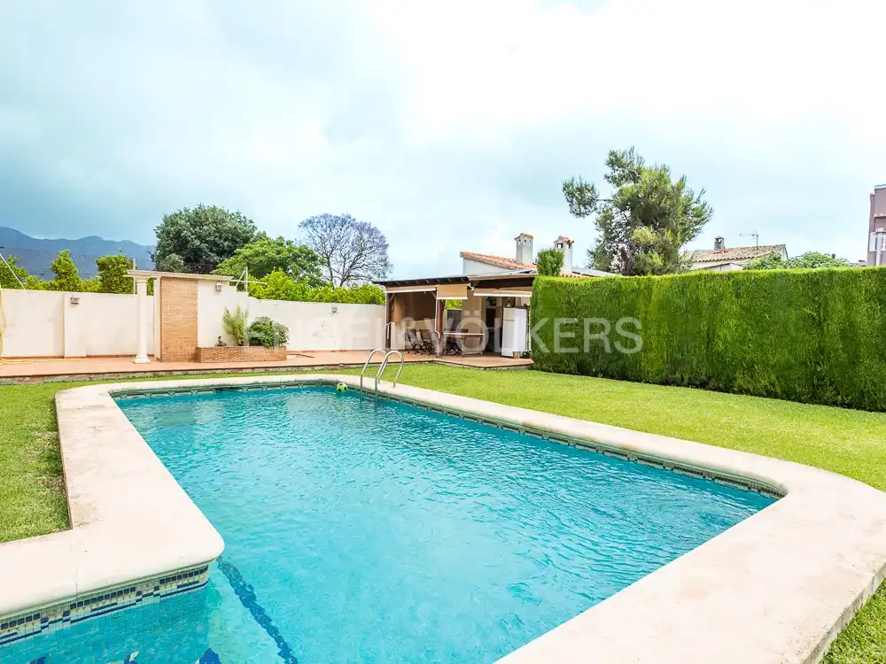 Houses for sale in Ondara