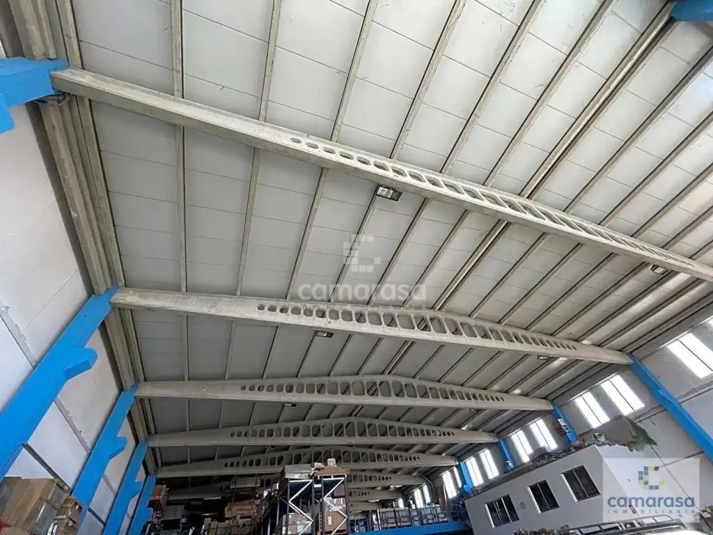 Industrial buildings for rent in Calle Río Órbigo, 9, Hervencias Altas - El Pinar
