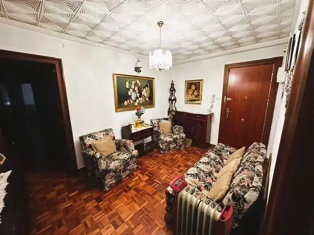 Sala d'estar de Pis en venda en Valencia amb Parquet i Balcó