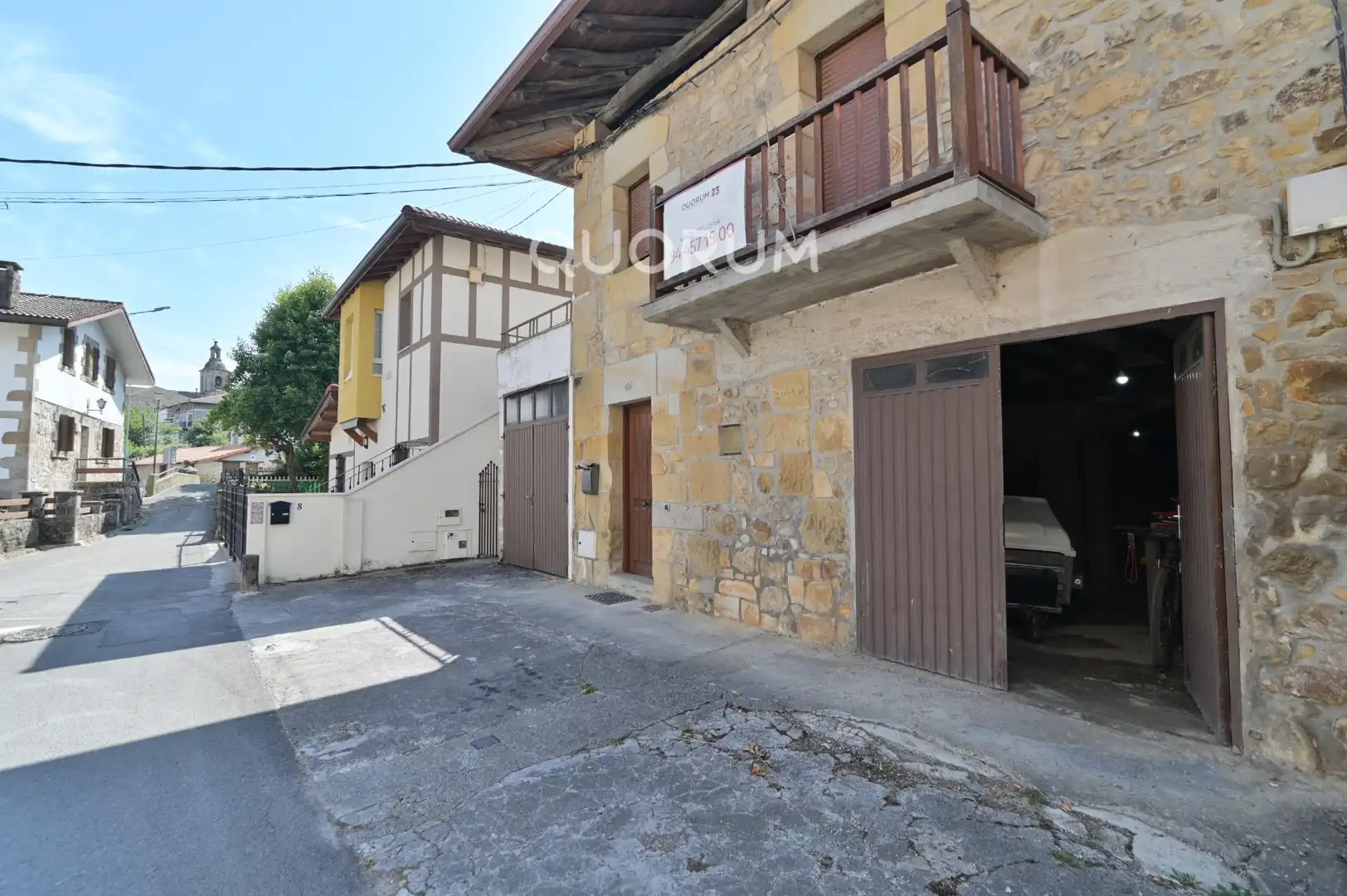 Vista exterior de Casa o xalet en venda en Larrabetzu amb Calefacció i Moblat