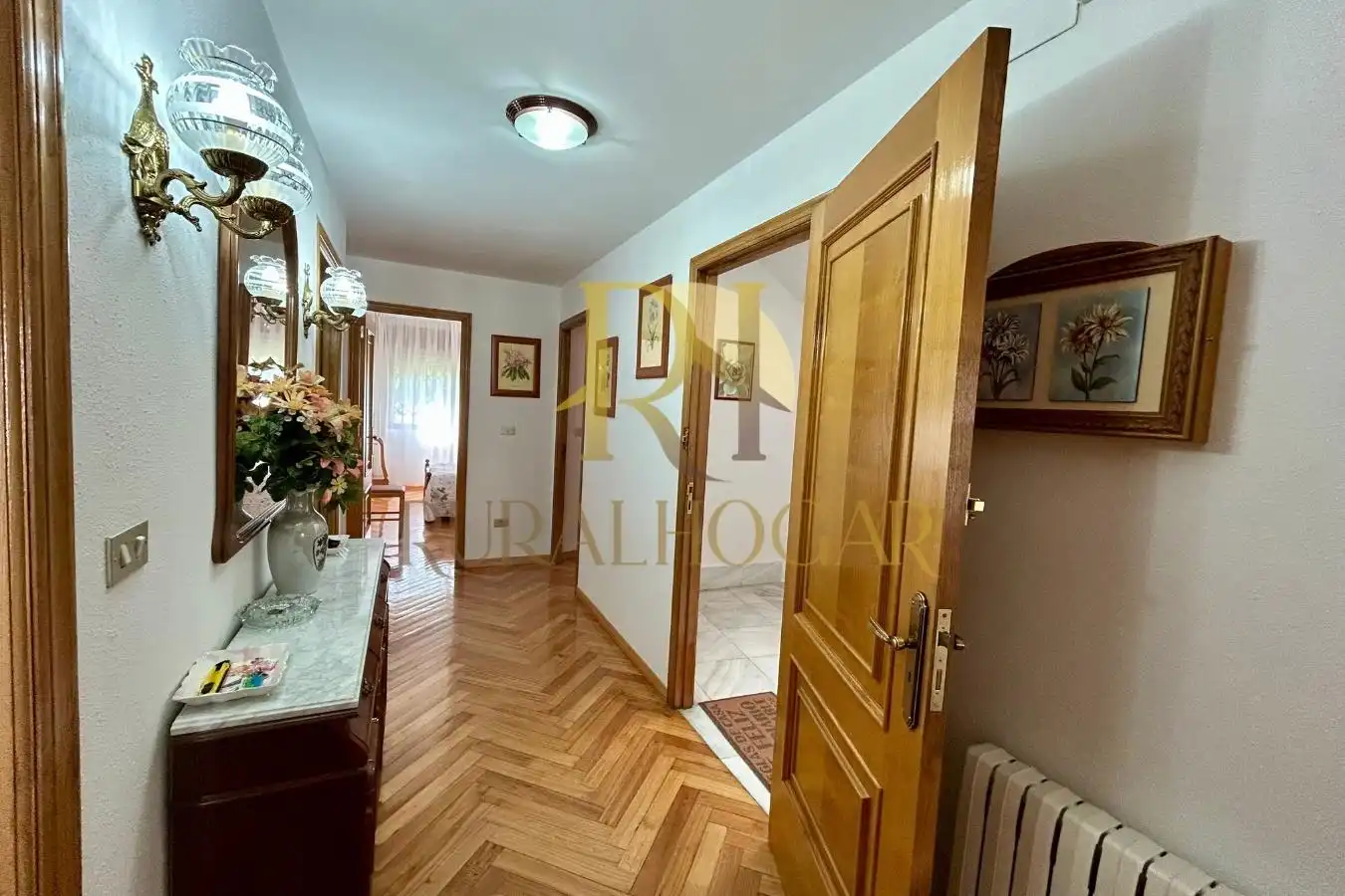 Casa adosada en venta en Vilamartín de Valdeorras con Terraza