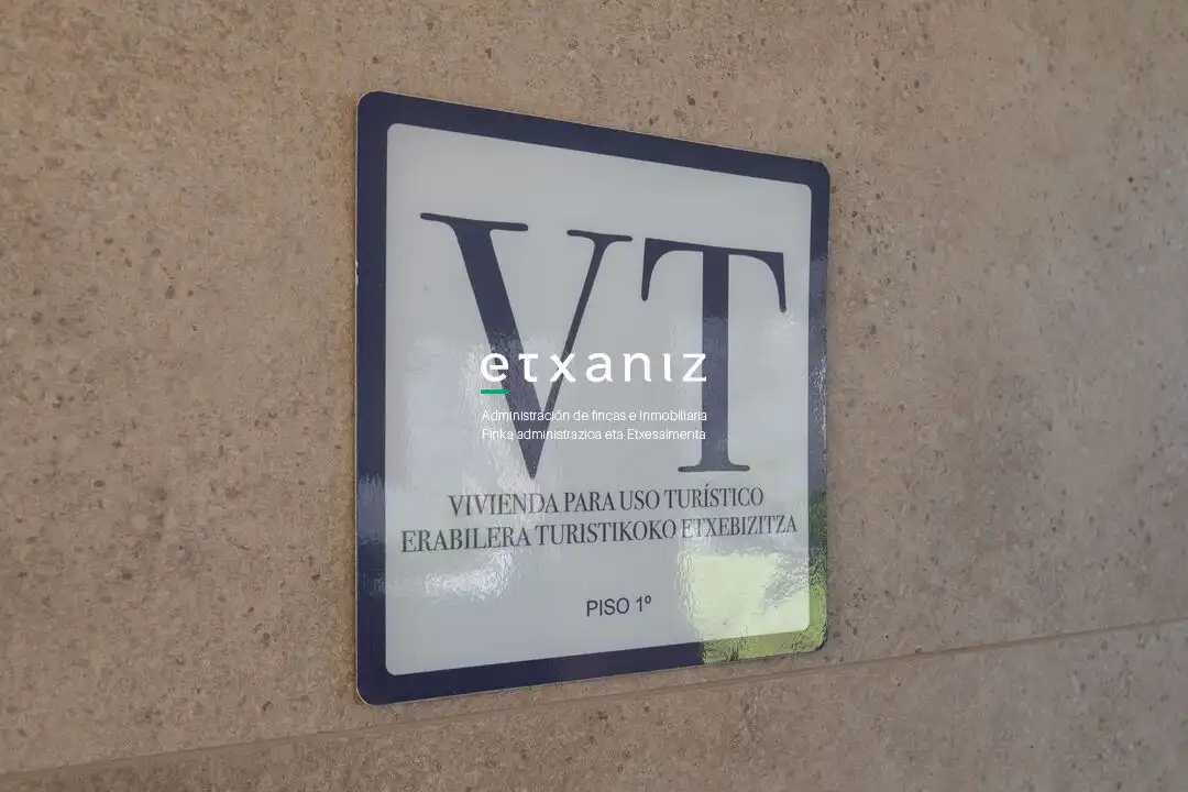 Exterior view of Flat for sale in Donostia - San Sebastián   with Heating and Terrace