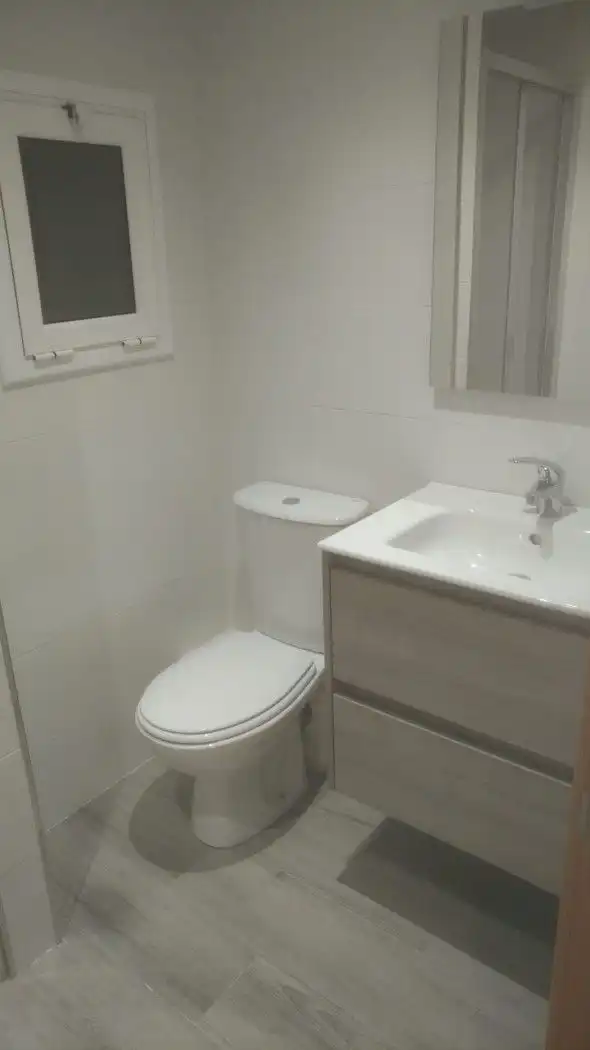 Flat for rent in Carrer de Sant Carles, Centre