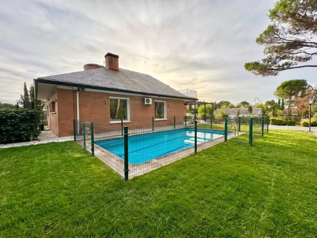 Swimming pool of Houses for sale in Santo Domingo