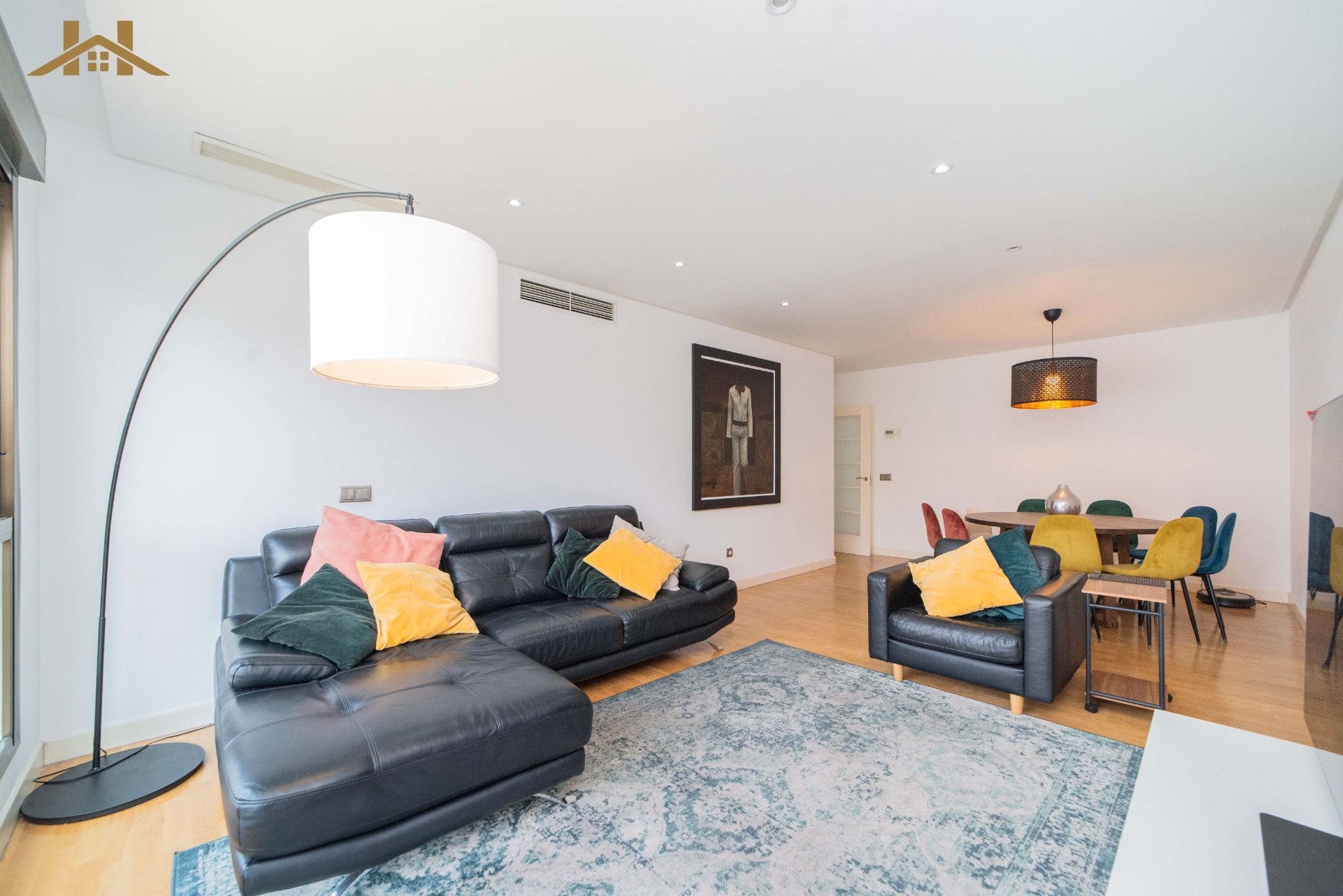 Living room of Flat for sale in Colmenar Viejo  with Air Conditioner, Heating and Parquet flooring