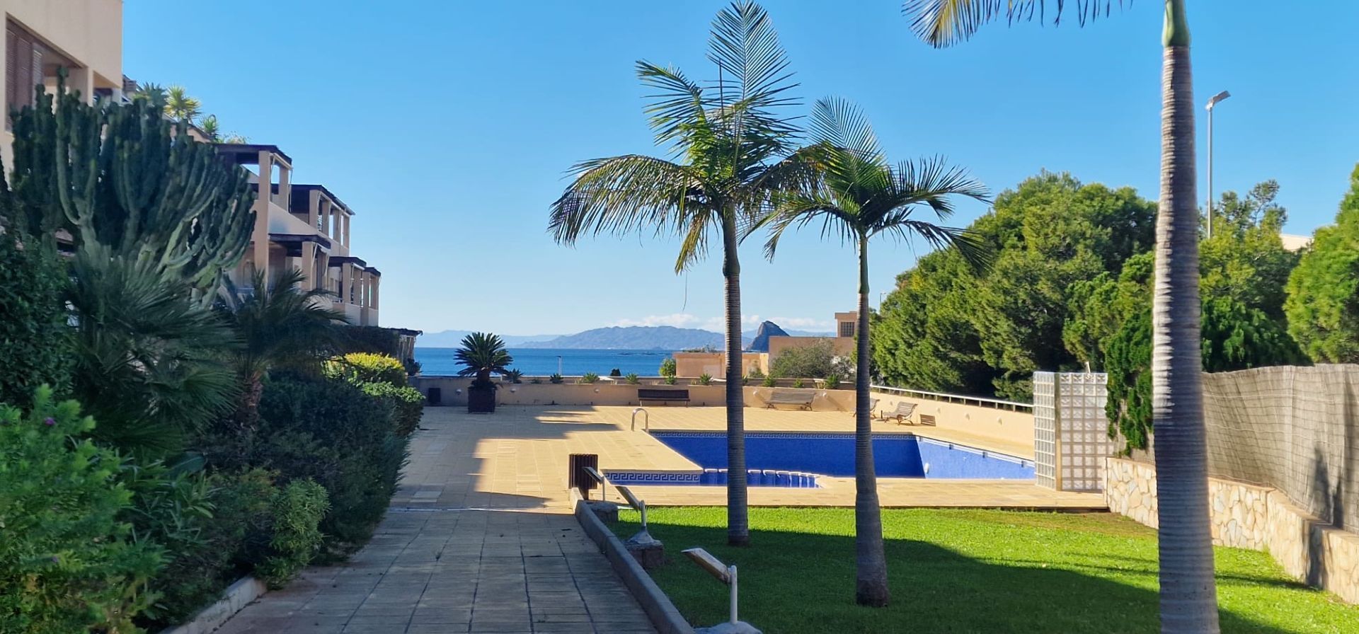 Swimming pool of Flat for sale in Águilas  with Storage room and Community pool