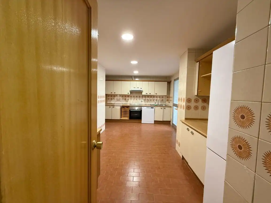 Kitchen of Flat for rent in Majadahonda  with Heating