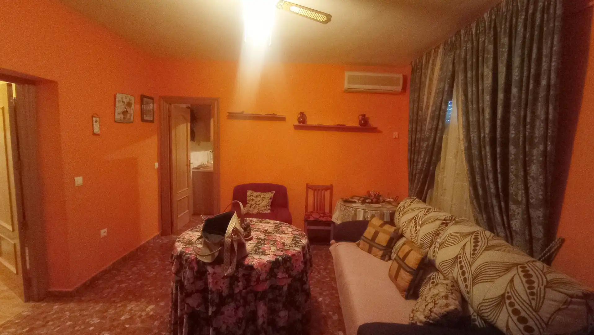 Sala de estar de Casa o chalet en venta en Abenójar con Aire acondicionado, Jardín privado y Terraza