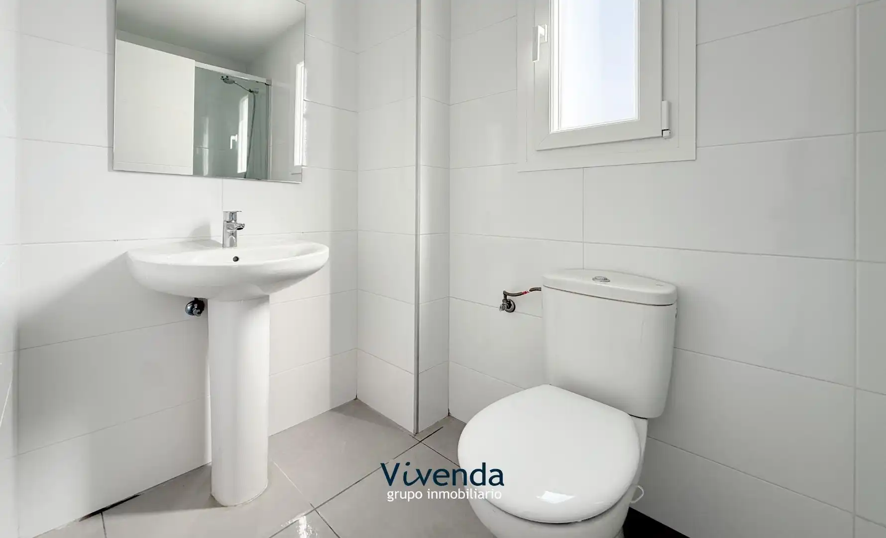 Baño de Piso de alquiler en Madrid con Aire acondicionado, Calefacción y Terraza