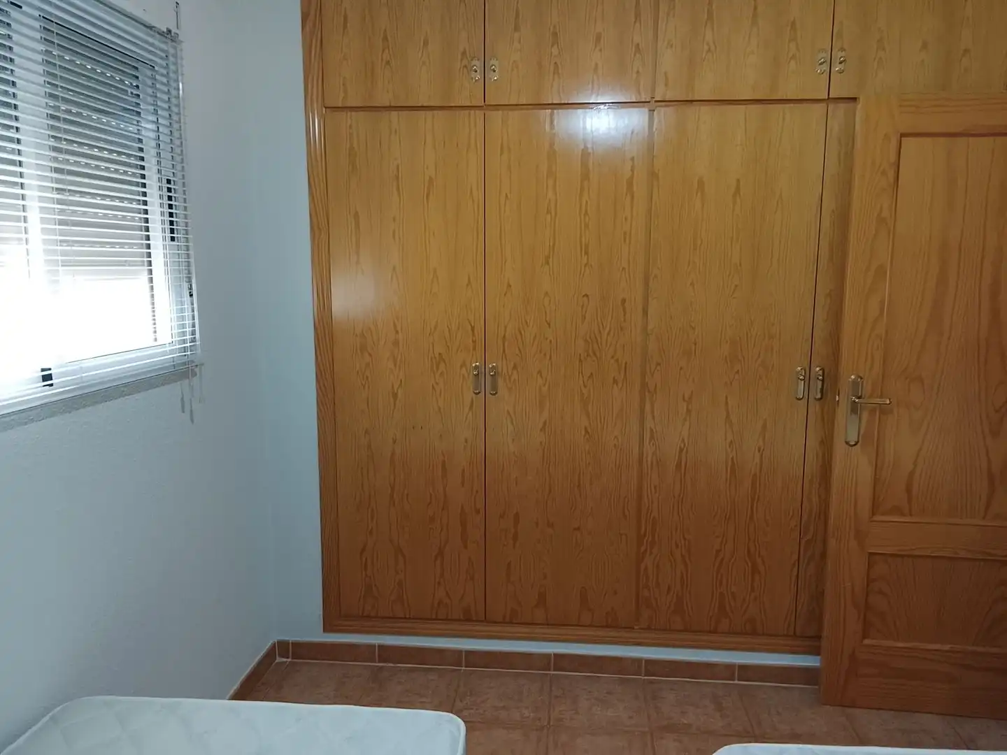 Habitación de Apartamento en venta en Madrigal de la Vera con Aire acondicionado y Amueblado