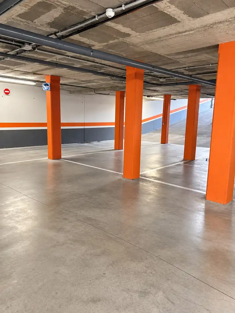 Parking de Garaje de alquiler en Eixample Sud – Migdia