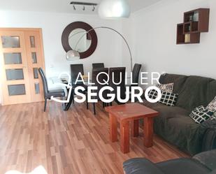 Living room of Flat to rent in Rincón de la Victoria  with Air Conditioner, Terrace and Swimming Pool