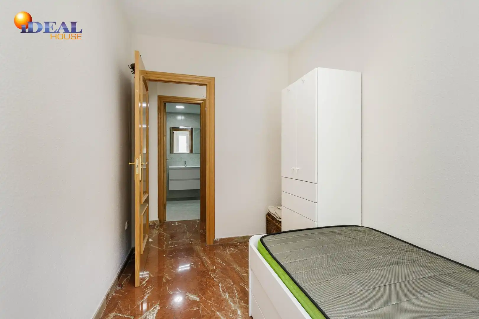 Pis en venda en Granada amb Aire condicionat, Terrassa i Balcó