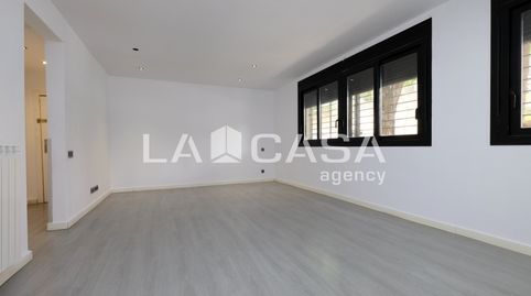 Foto 2 de Planta baja en venta en Carrer D'horta, Horta, Barcelona Capital