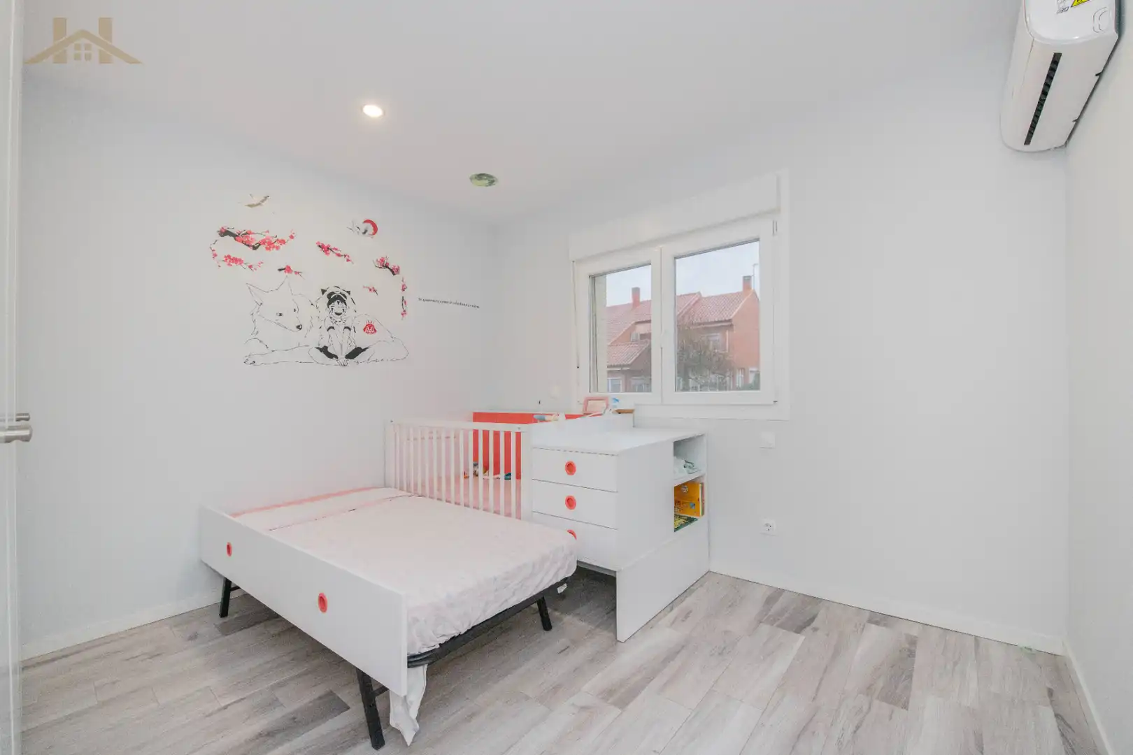 Habitación de Casa adosada en venta en Rivas-Vaciamadrid con Aire acondicionado, Jardín privado y Piscina