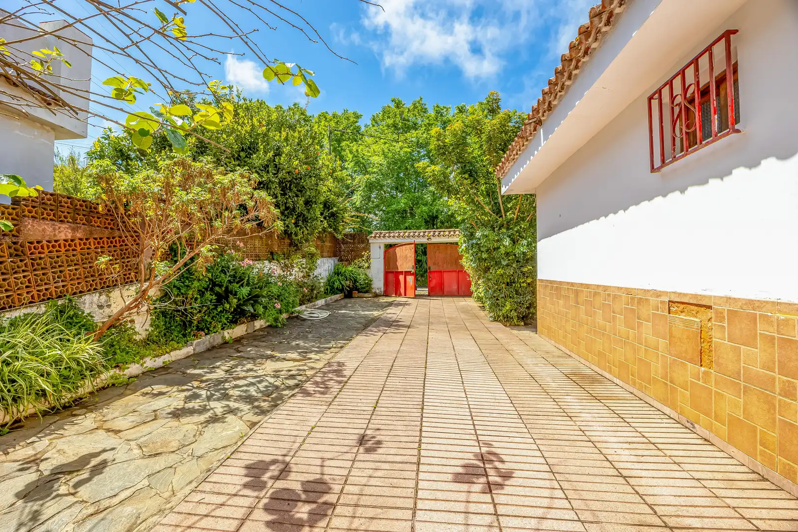 Vista exterior de Casa o xalet en venda en Valleseco amb Jardí privat, Terrassa i Traster