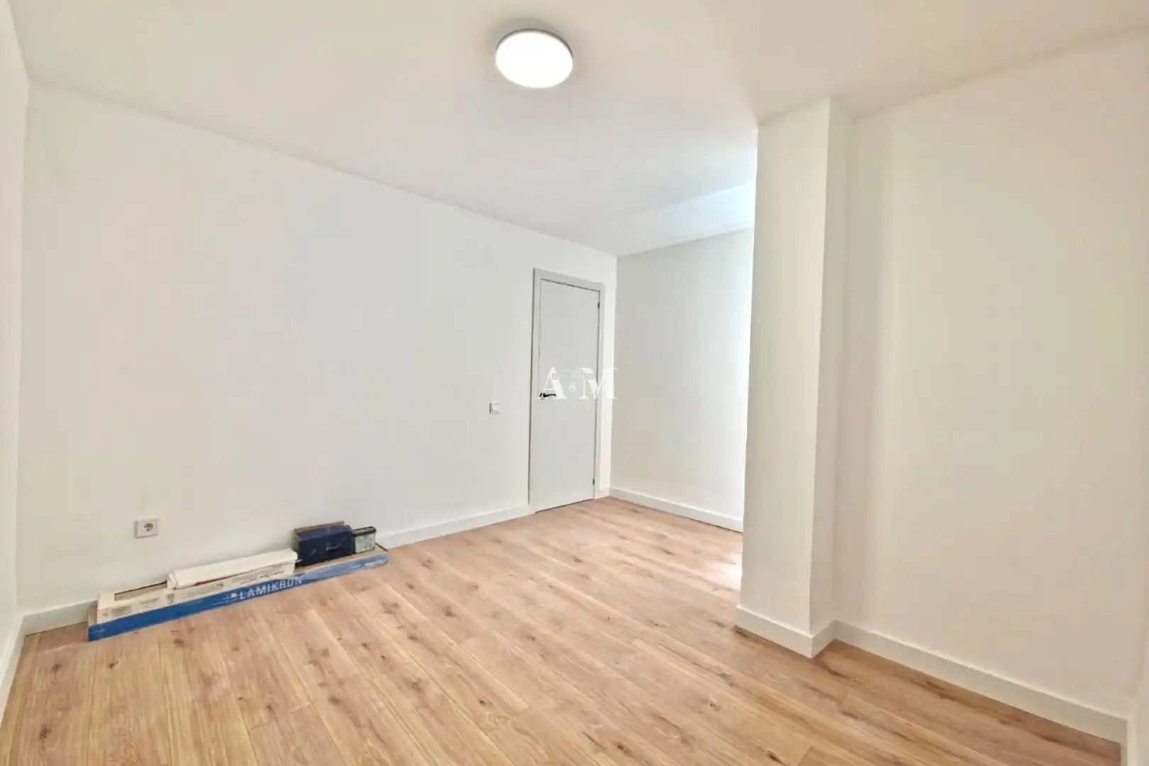 Flat for sale in Torrevieja  with Balcony