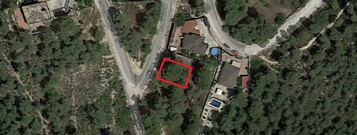 Terreny residencial en venda a Calle PINS