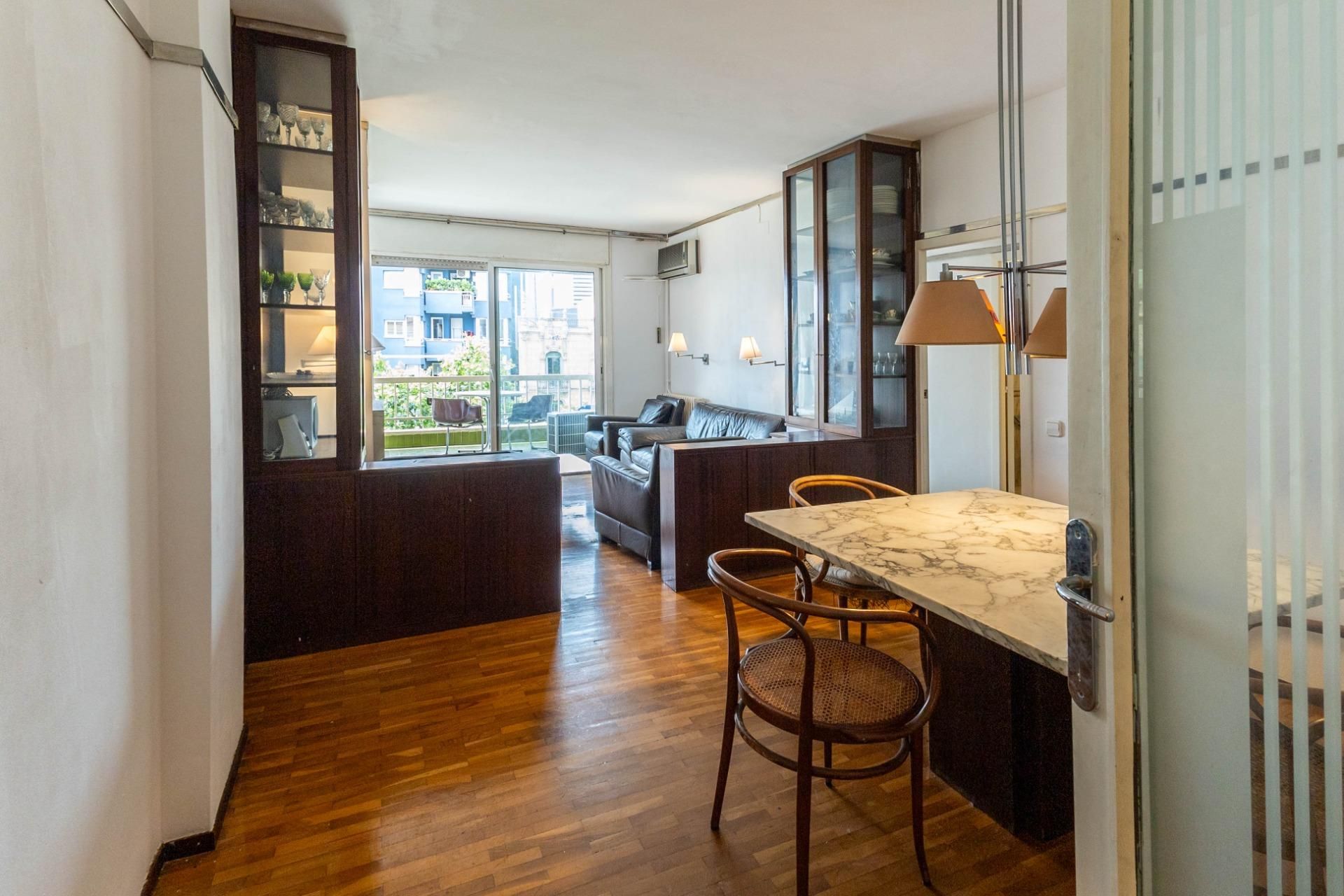 Exterior view of Flat for sale in  Barcelona Capital  with Heating, Parquet flooring and Terrace