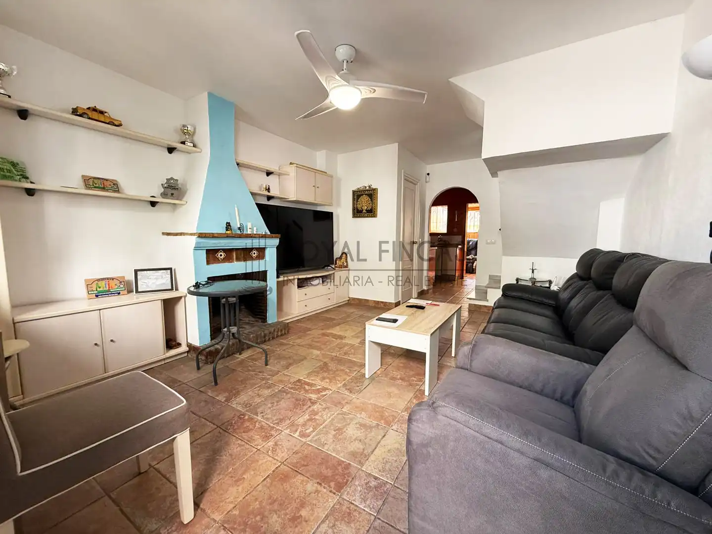 Sala de estar de Casa adosada en venta en Torremolinos con Aire acondicionado, Jardín privado y Terraza