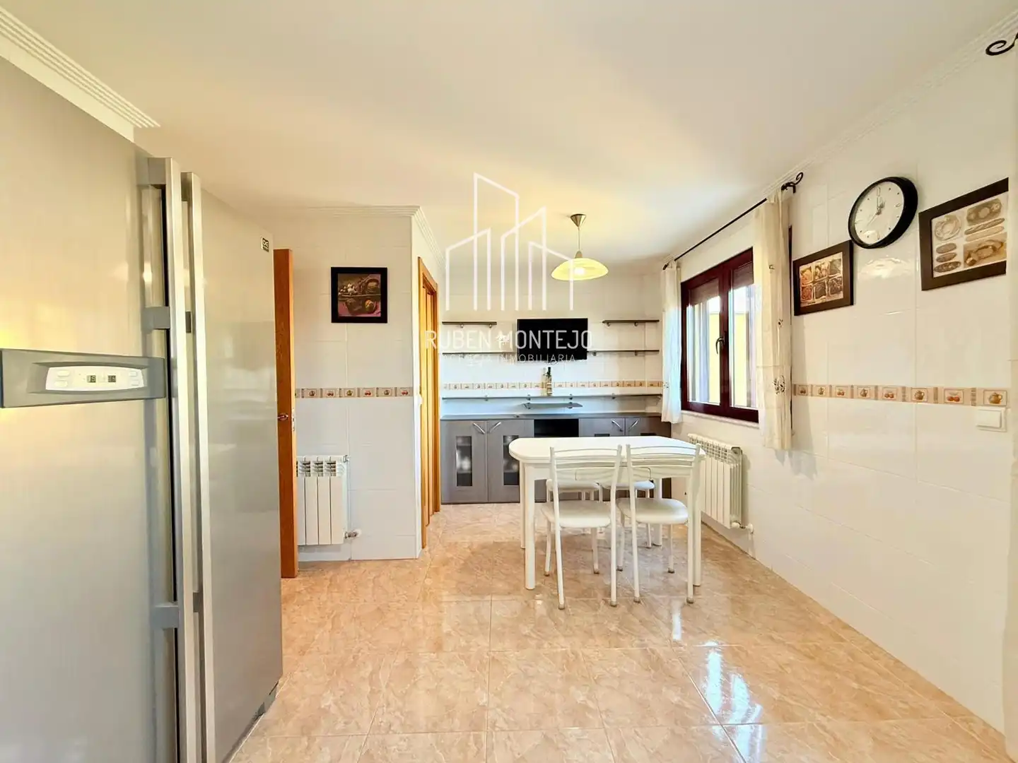 Cocina de Casa adosada en venta en Galindo y Perahuy con Calefacción, Jardín privado y Terraza