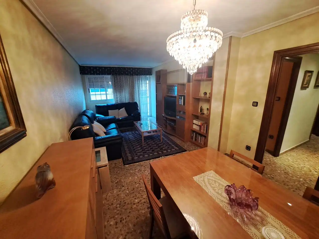 Living room of Flat for sale in Zaragoza  with Heating, Terrace and Storage room