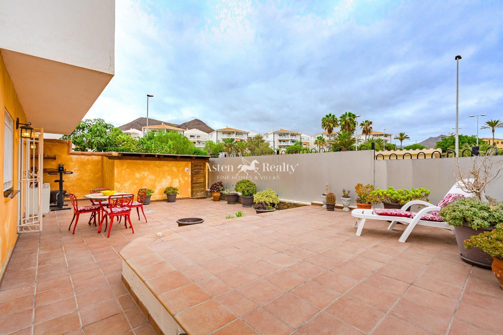 Jardín de Apartamento en venta en Arona con Terraza, Trastero y Piscina