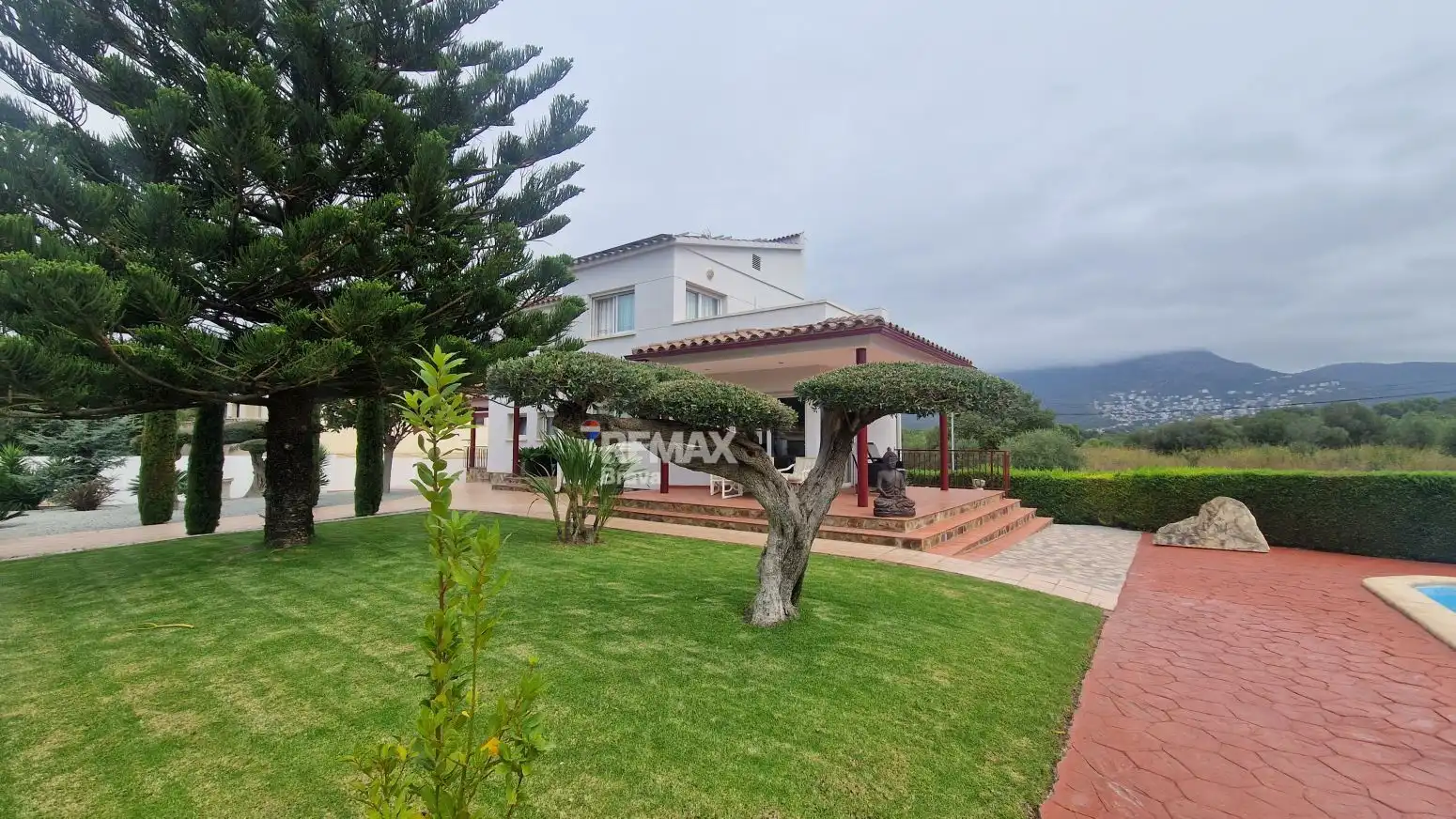 Exterior view of Houses for sale in Roses  with Air Conditioner, Private garden and Parquet flooring