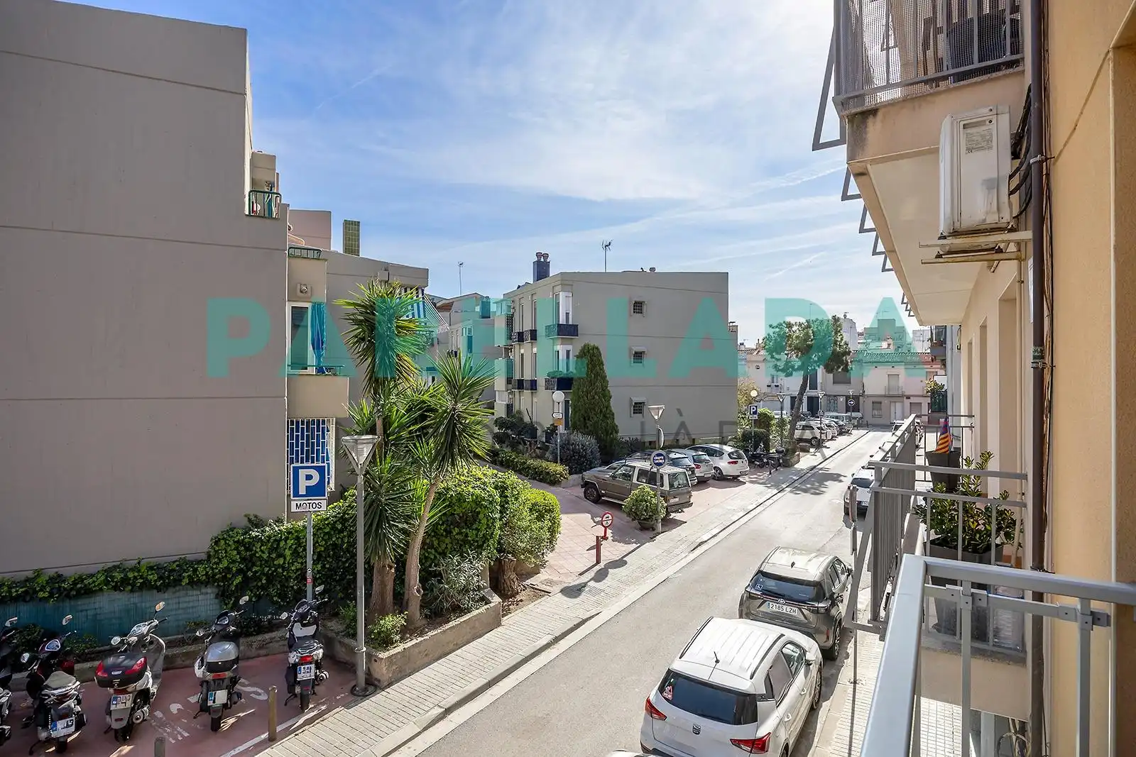 Vista exterior de Casa o chalet en venta en Badalona con Aire acondicionado, Calefacción y Terraza