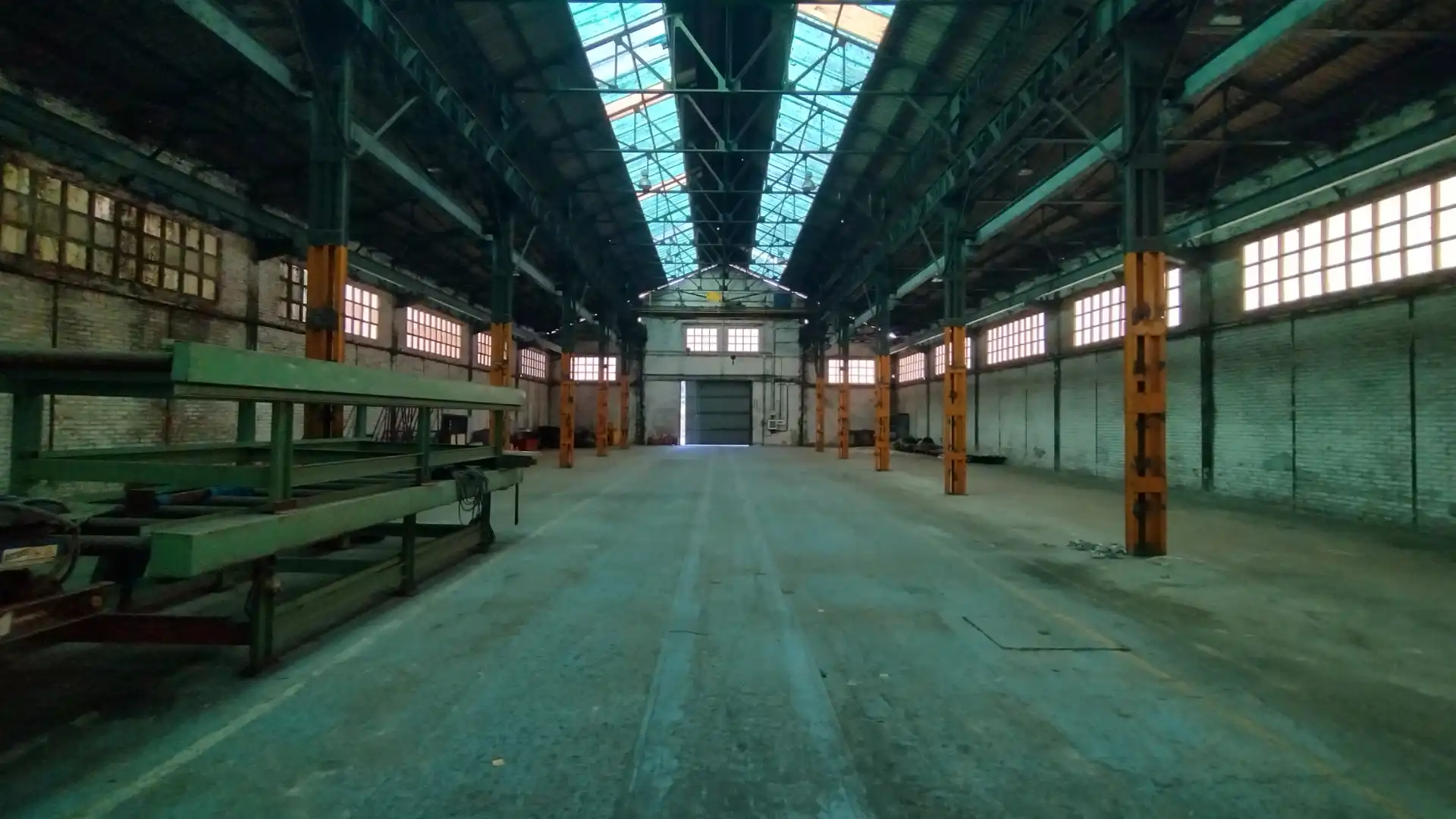 Fabrikhallen zur Miete in Basauri 