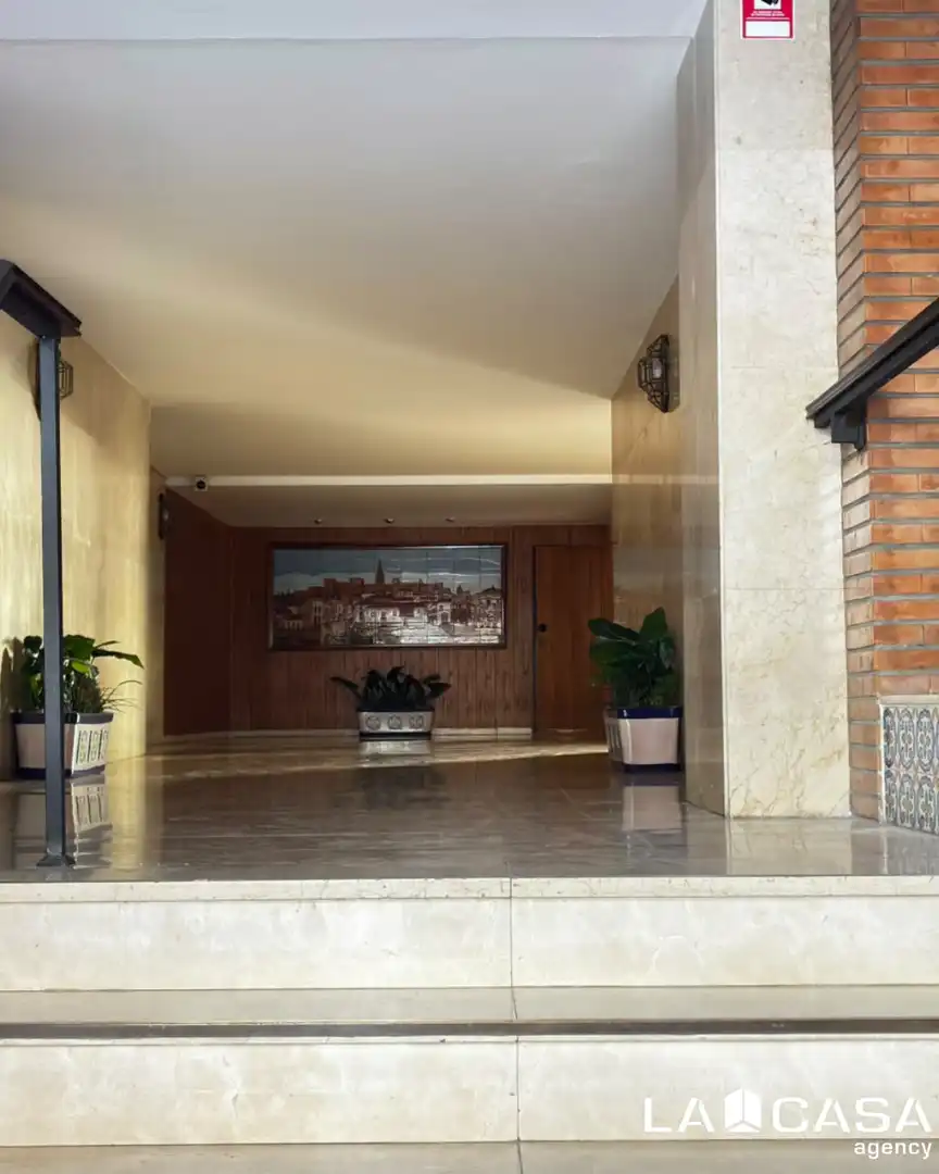 Piso en venta en Sevilla con Balcón