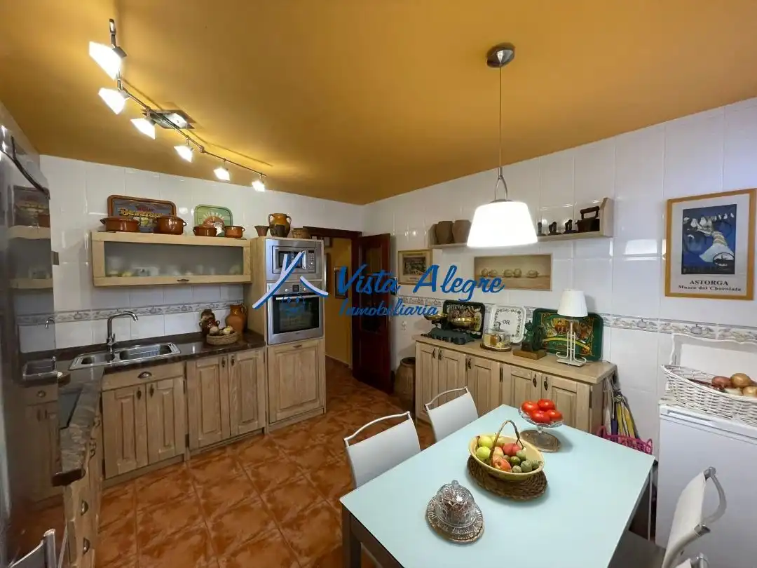 Cocina de Casa o chalet en venta en Leiva con Calefacción, Terraza y Trastero